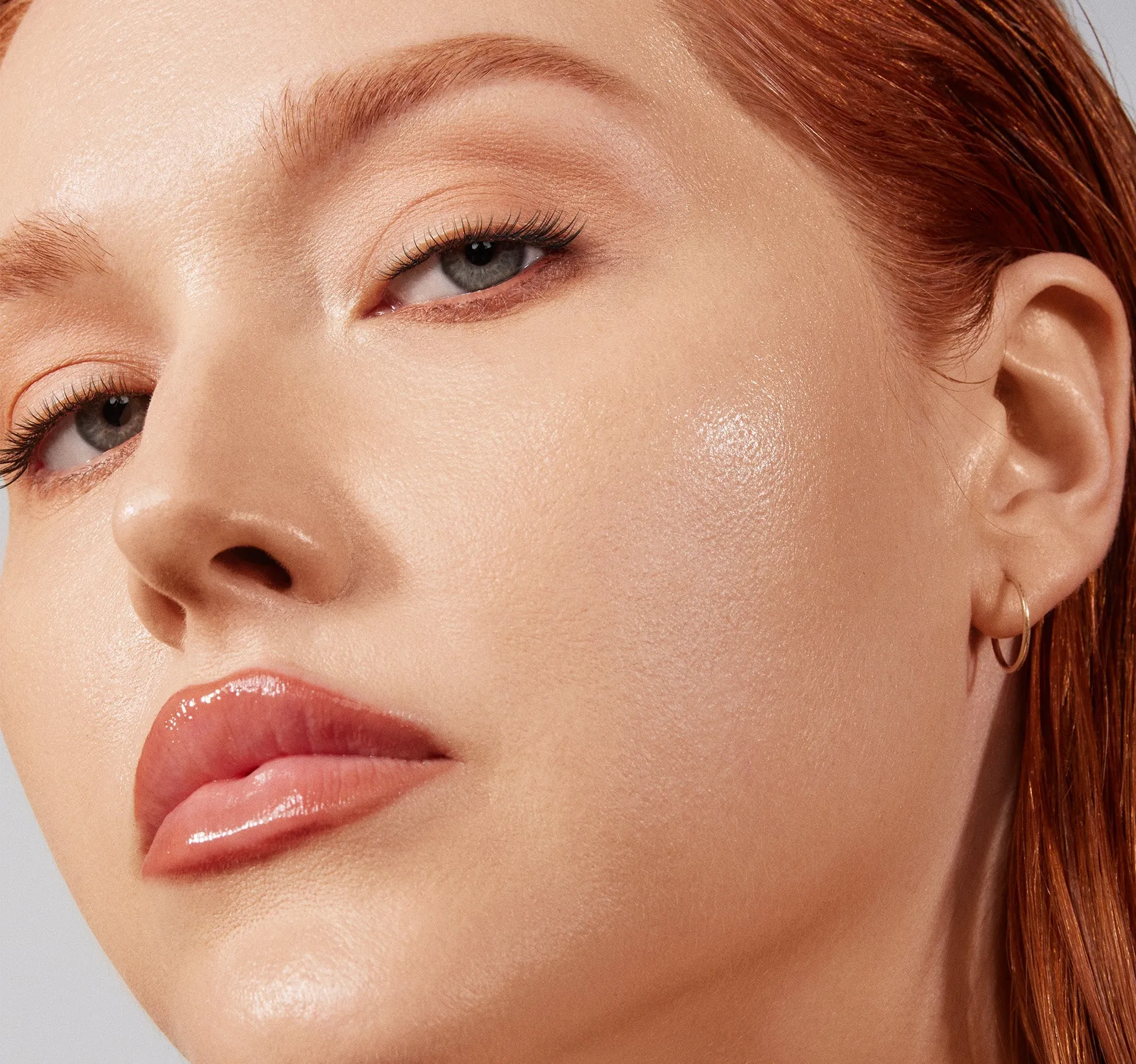 Lightform Extended Hydration Foundation - Light 05N